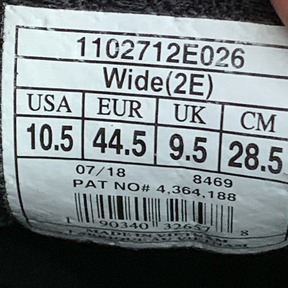 ❌SOLD❌Brooks Adrenaline GTS 18 Triple Black Running Shoes Women’s Size 10.5 Wide - Picture 10 of 10